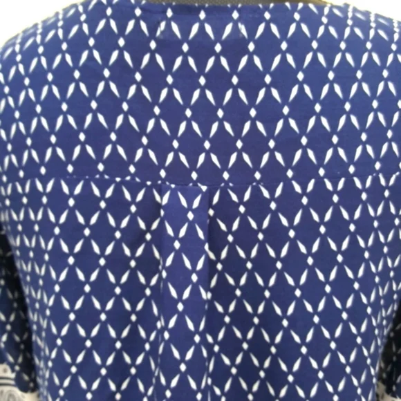 Boho Blue and White Peasant Top (F=M-L) - Picture 9 of 12